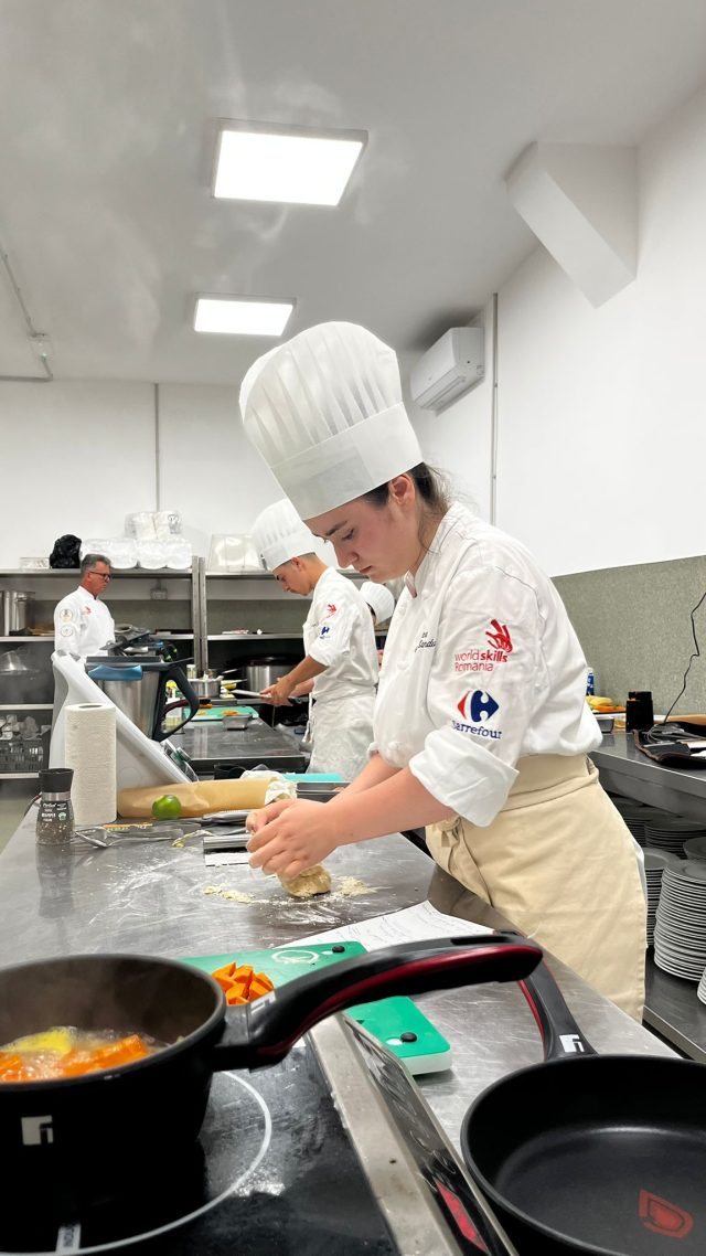 WhatsApp Image 2025-10-03 at 15.32.42 (4)